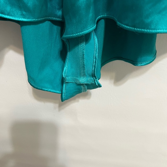 Victoria’s Secret Romper new condition. SZ M black lace a turquoise color - Picture 4 of 13